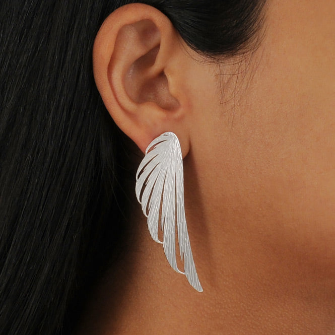 Arete Grande Plateado Modelo Alas del Alma