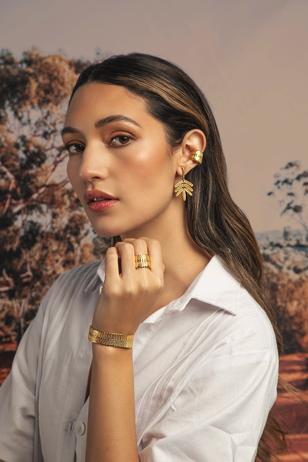 Ear cuff hoja dividivi Brillo Guajiro