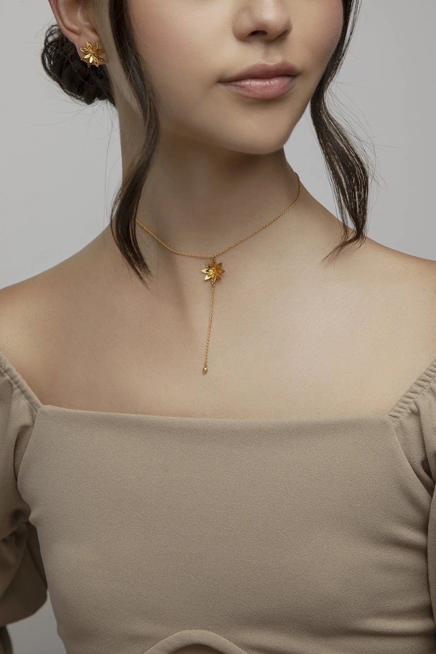 Cadena Choker Flor De Loto Resiliencia