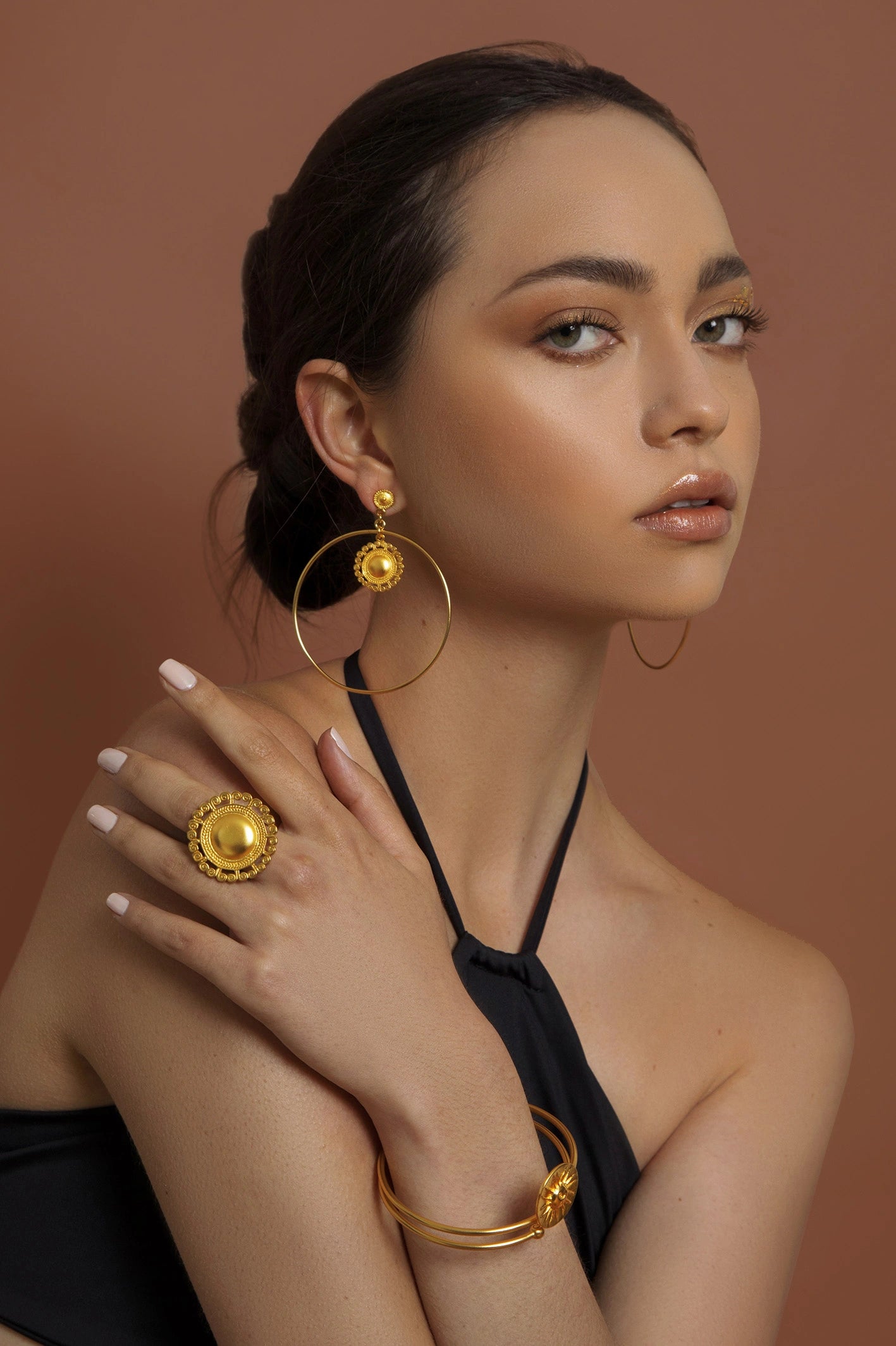 Anillo Pectoral Redondo Tolima
