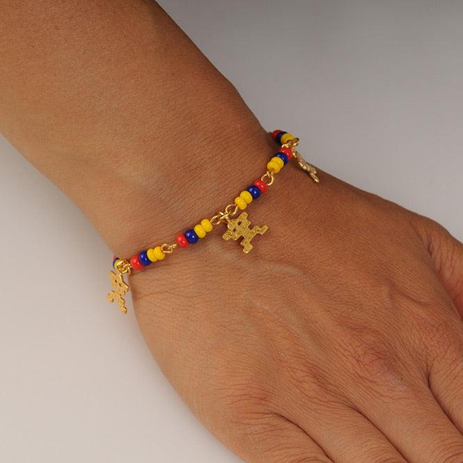 PULSERA COLOMBIA CON 3 DIJES MINI PECTORAL TOLIMA - Blumart