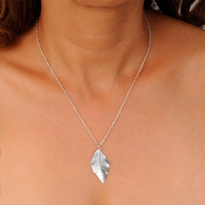 Cadena Y Dije Hoja Edén - Blumart