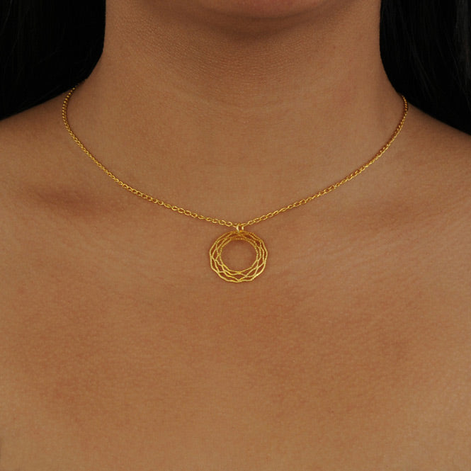 Cadena Nido Dorado Modelo Alas del Alma