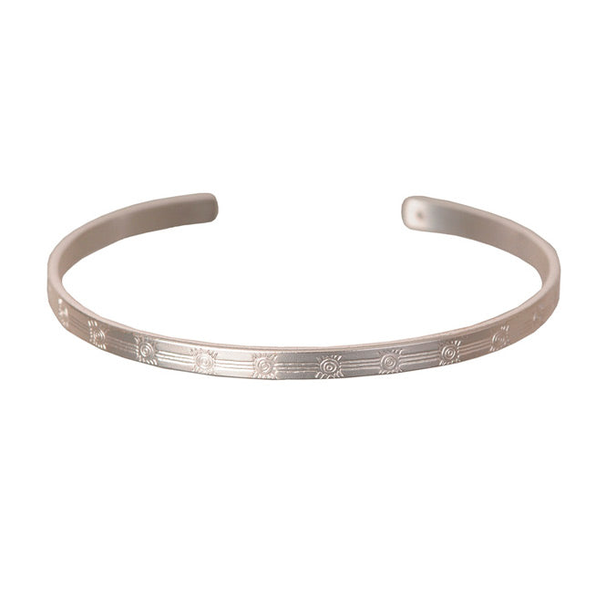 Brazalete delgado soles plateado