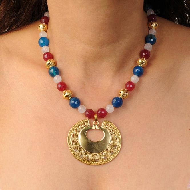 Collar Piedra Semipreciosa Ágatas Azul y Fucsia, Cuarzo Rosado y Dije Extragrande Nariguera de Círculos Tairona - Blumart