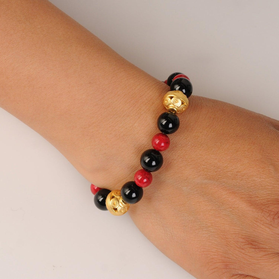 Pulsera Piedra Semipreciosa Onix 10mm y Fossil Rojo 8mm - Blumart